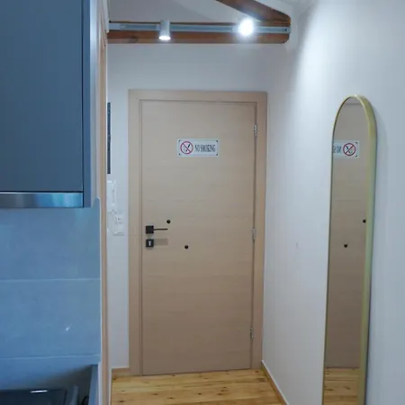 Lefkada Inn Studios *