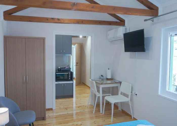 Lefkada Inn Studios